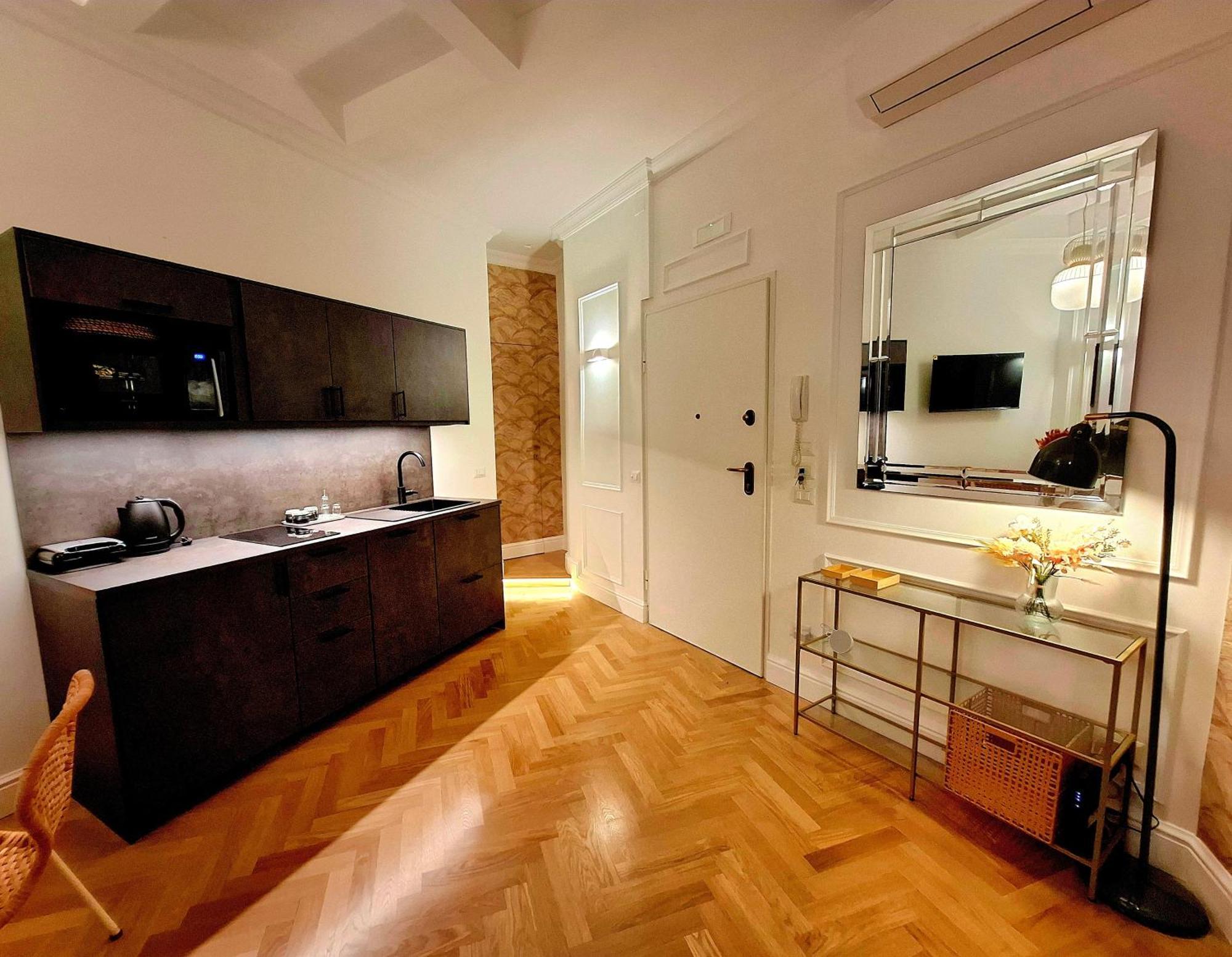 Talismano Luxury Suite & Loft & Alcova & Maison Наполи Стая снимка