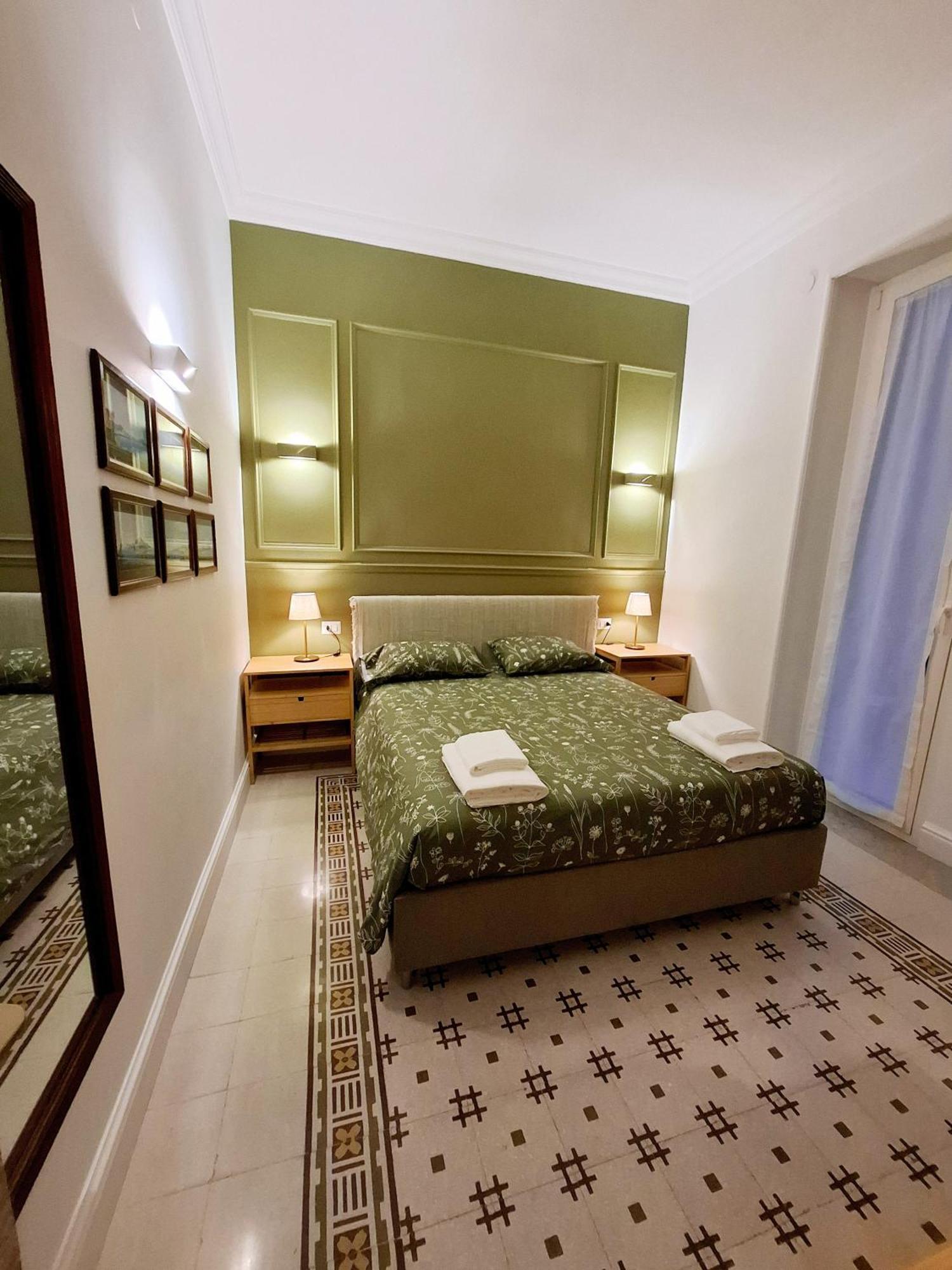 Talismano Luxury Suite & Loft & Alcova & Maison Наполи Стая снимка